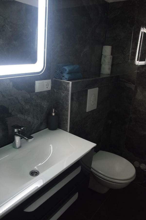 Apartament Kudamm *